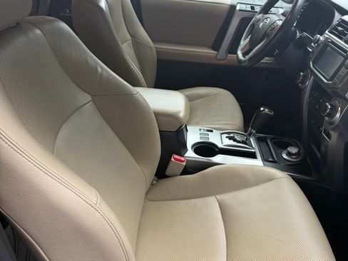Used 2015 Toyota 4Runner Limited AWD/4WD image 8