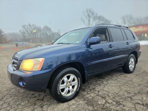 Used 2003 Toyota Highlander 2WD image 2