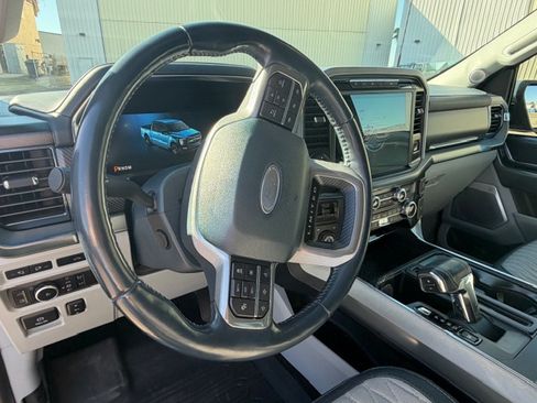 Used 2023 Ford F150 Limited image 10