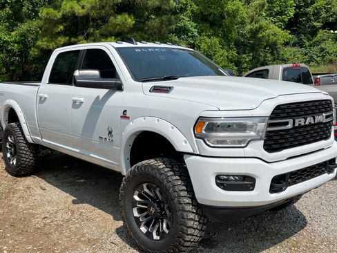 Used 2022 RAM 2500 Big Horn w/ Level C Equiment Group image 1