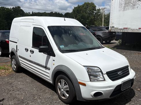 Used 2011 Ford Transit Connect XLT FWD image 3