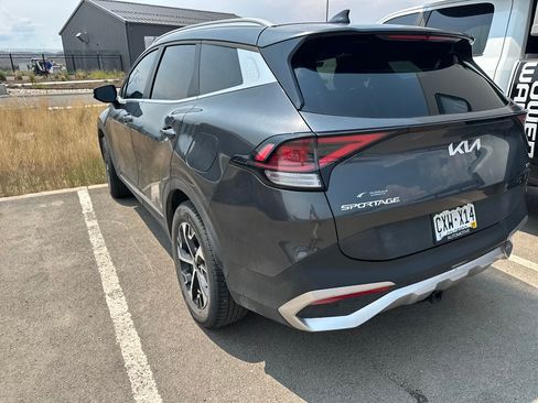 Used 2023 Kia Sportage EX image 15