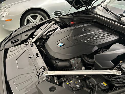 Used 2020 BMW Z4 M40i w/ Premium Package RWD image 6