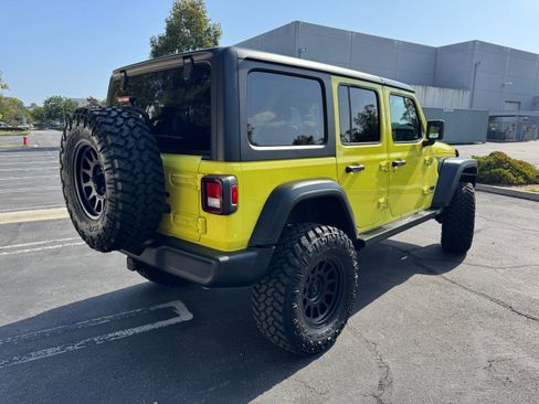 Used 2024 Jeep Wrangler Unlimited Sport AWD/4WD image 6
