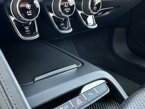 Used 2018 Audi R8 V10 plus image 25