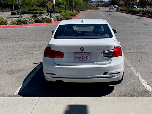 Used 2017 BMW 330i Sedan RWD image 5