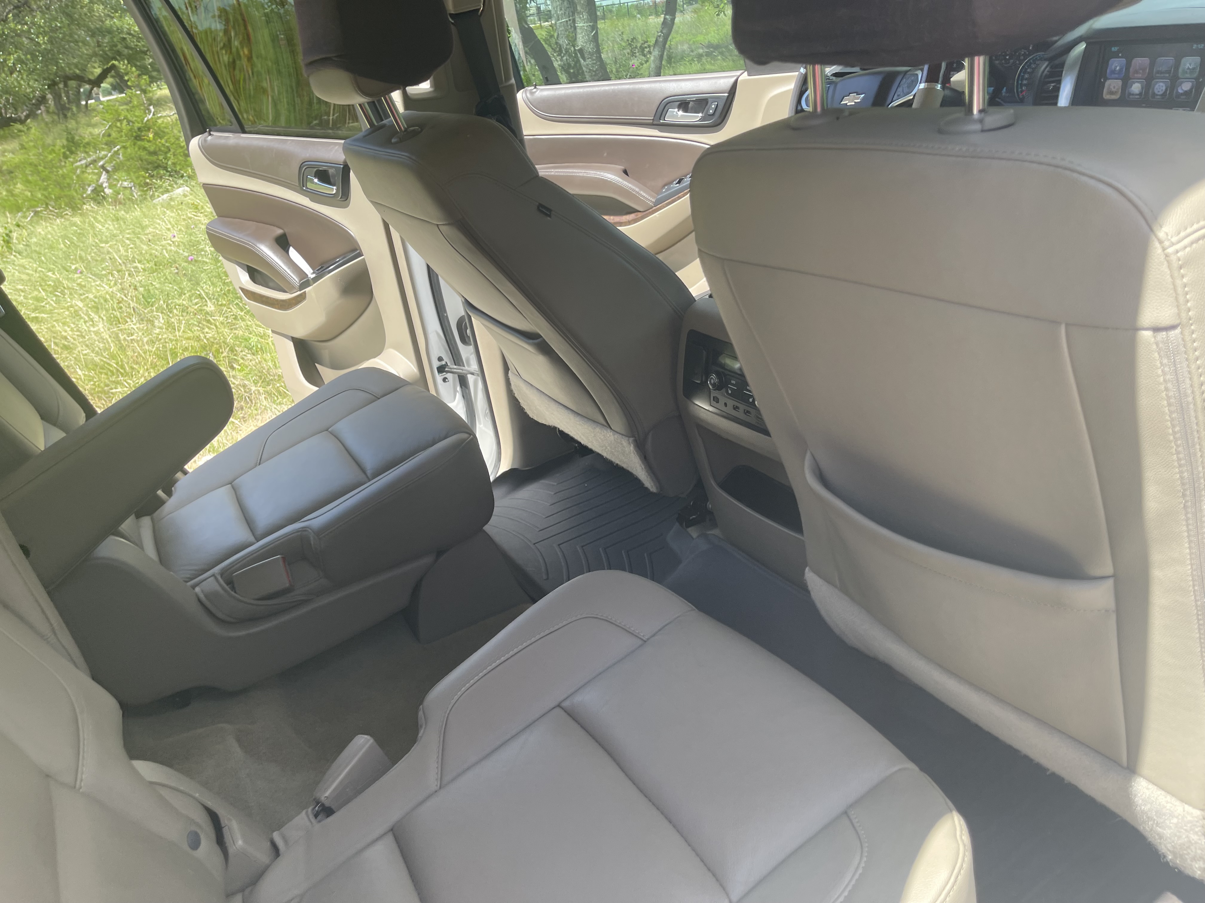 Used 2017 Chevrolet Tahoe LT AWD/4WD image 9