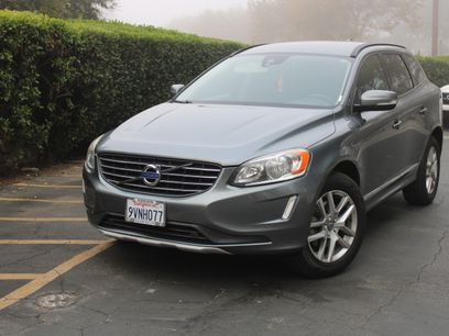 Used 2017 Volvo XC60 T5 w/ Tailgate Package
