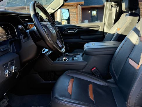 Used 2024 GMC Sierra 2500 AT4 w/ AT4 Premium Plus Package image 13