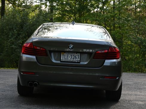 Used 2014 BMW 528i Sedan RWD image 9
