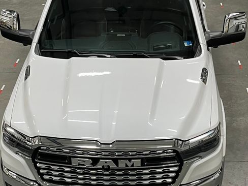 Used 2025 RAM 1500 Limited AWD/4WD image 1
