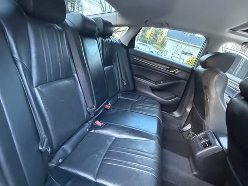 Used 2018 Honda Accord EX-L image 13