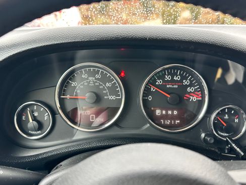 Used 2018 Jeep Wrangler Unlimited Rubicon image 13