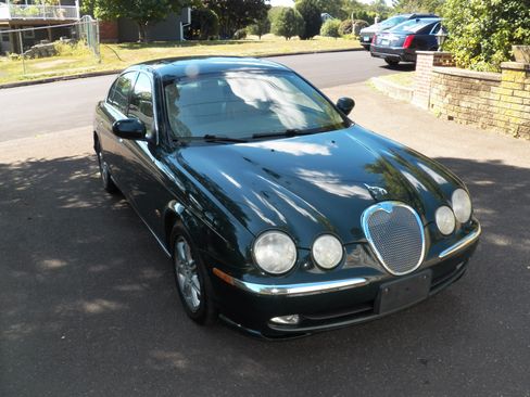Used 2003 Jaguar S-TYPE 4.2 image 2