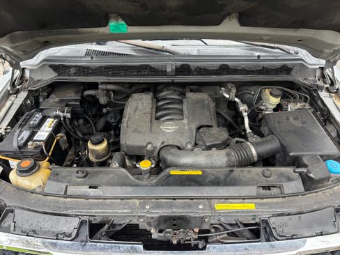 Used 2005 Nissan Titan SE image 6