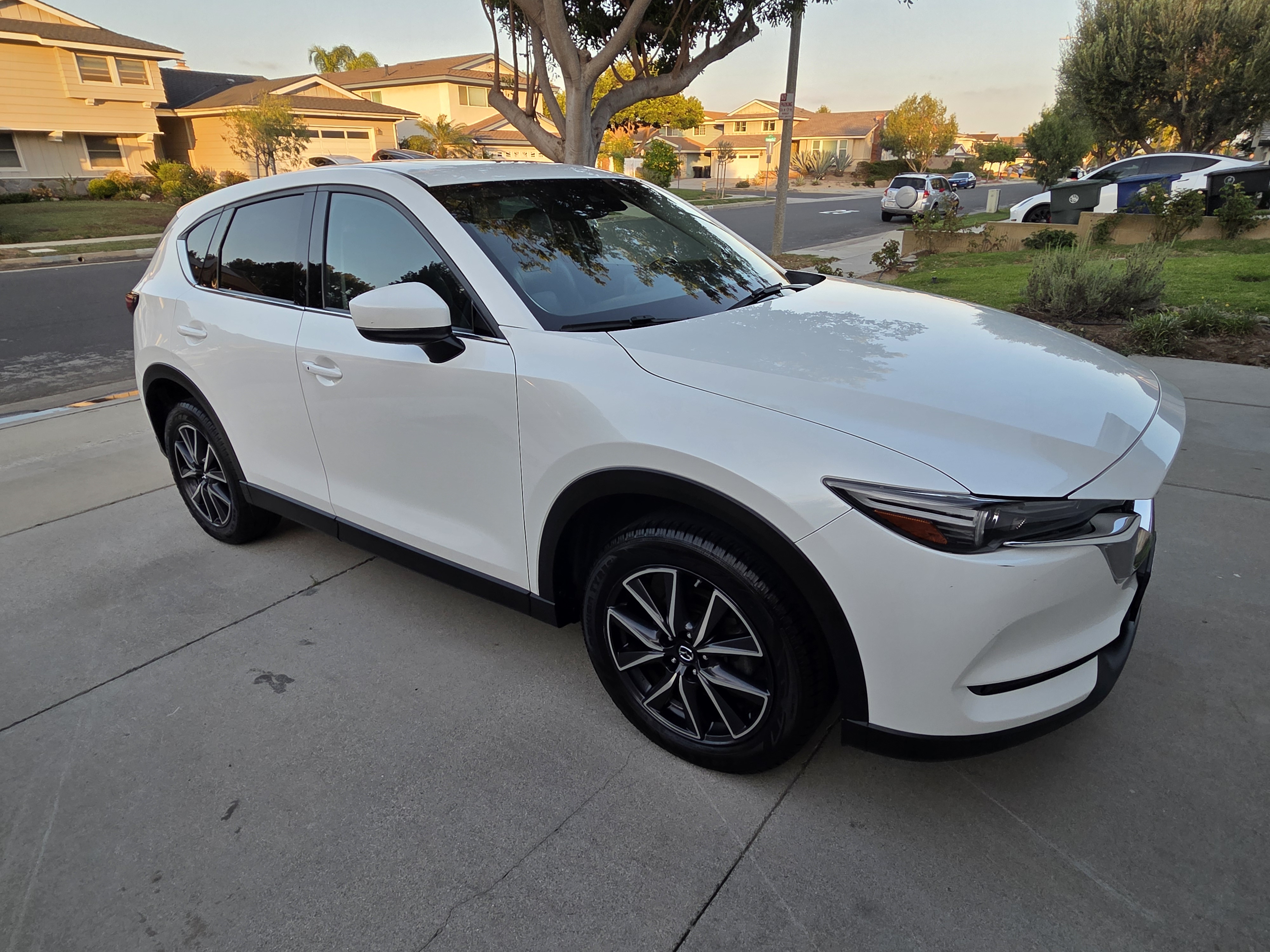 Used 2018 MAZDA CX-5 Grand Touring AWD/4WD image 1