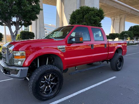 Used 2008 Ford F250 XLT image 2