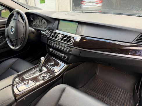 Used 2013 BMW 535i xDrive Sedan AWD/4WD image 12