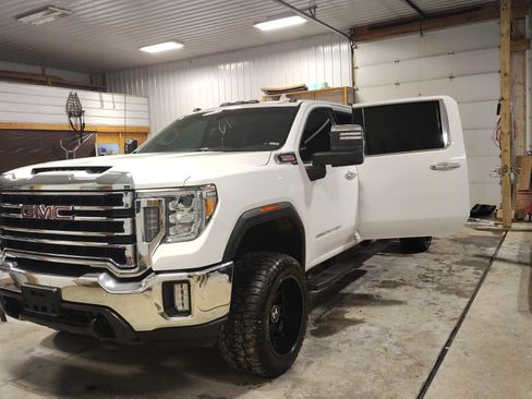 Used 2020 GMC Sierra 3500 SLT image 11