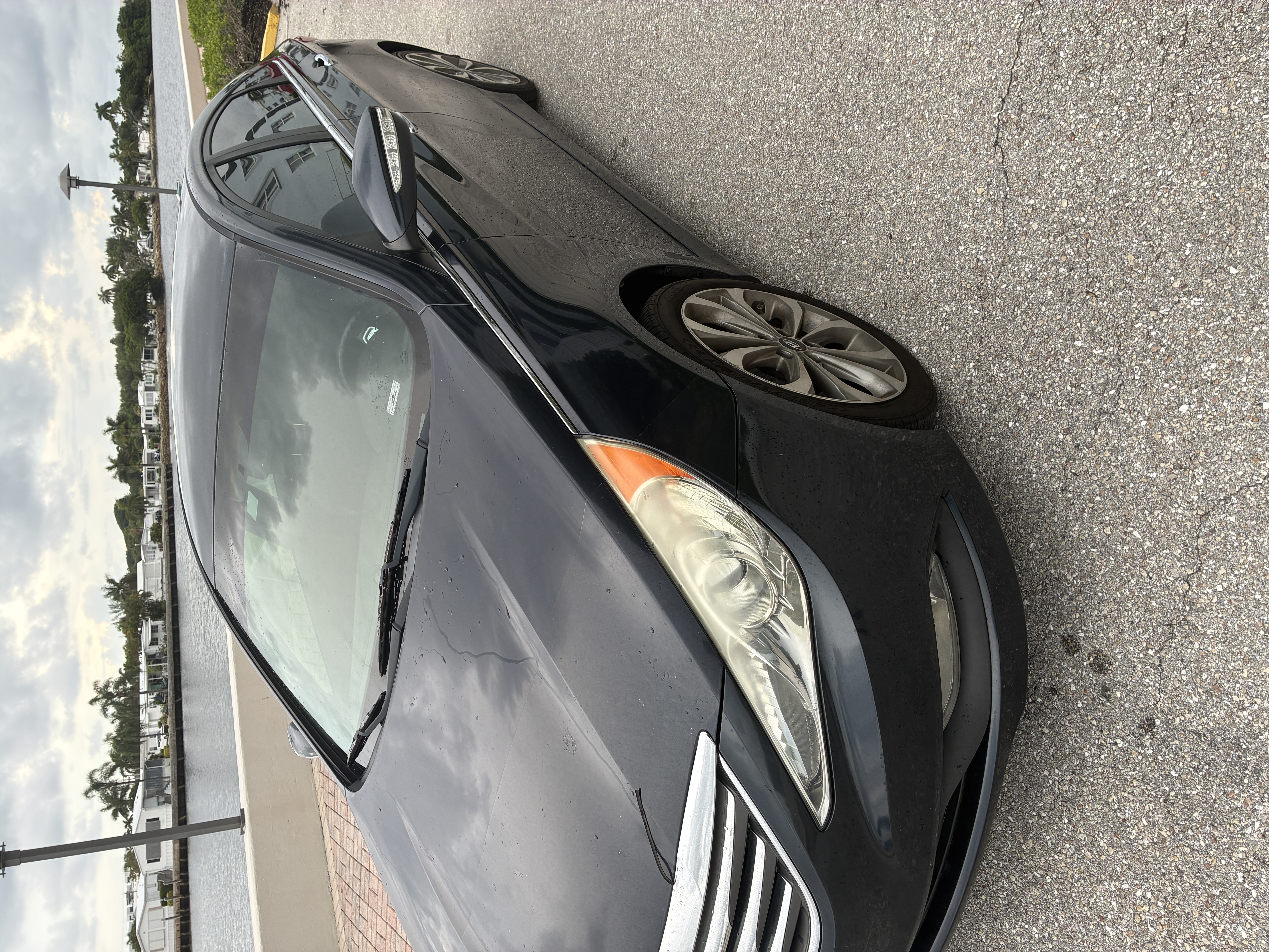 Used 2014 Hyundai Sonata SE FWD image 1