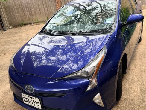 Used 2016 Toyota Prius Three Touring image 20