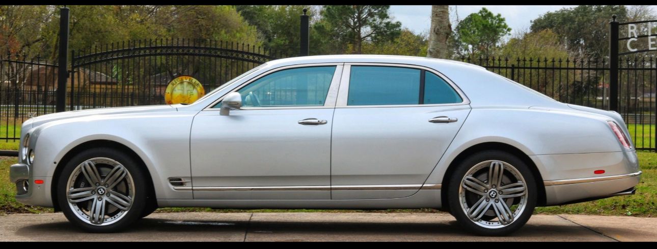 Used 2012 Bentley Mulsanne RWD image 4