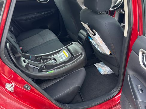 Used 2014 Nissan Sentra SV image 11