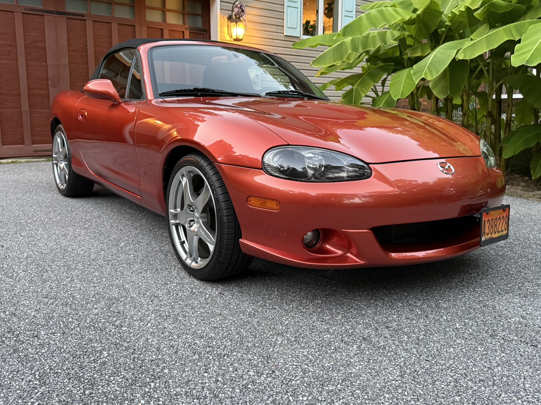 Used 2005 MAZDA MX-5 Miata MAZDASPEED RWD image 2