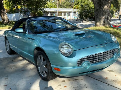 Used 2002 Ford Thunderbird image 11