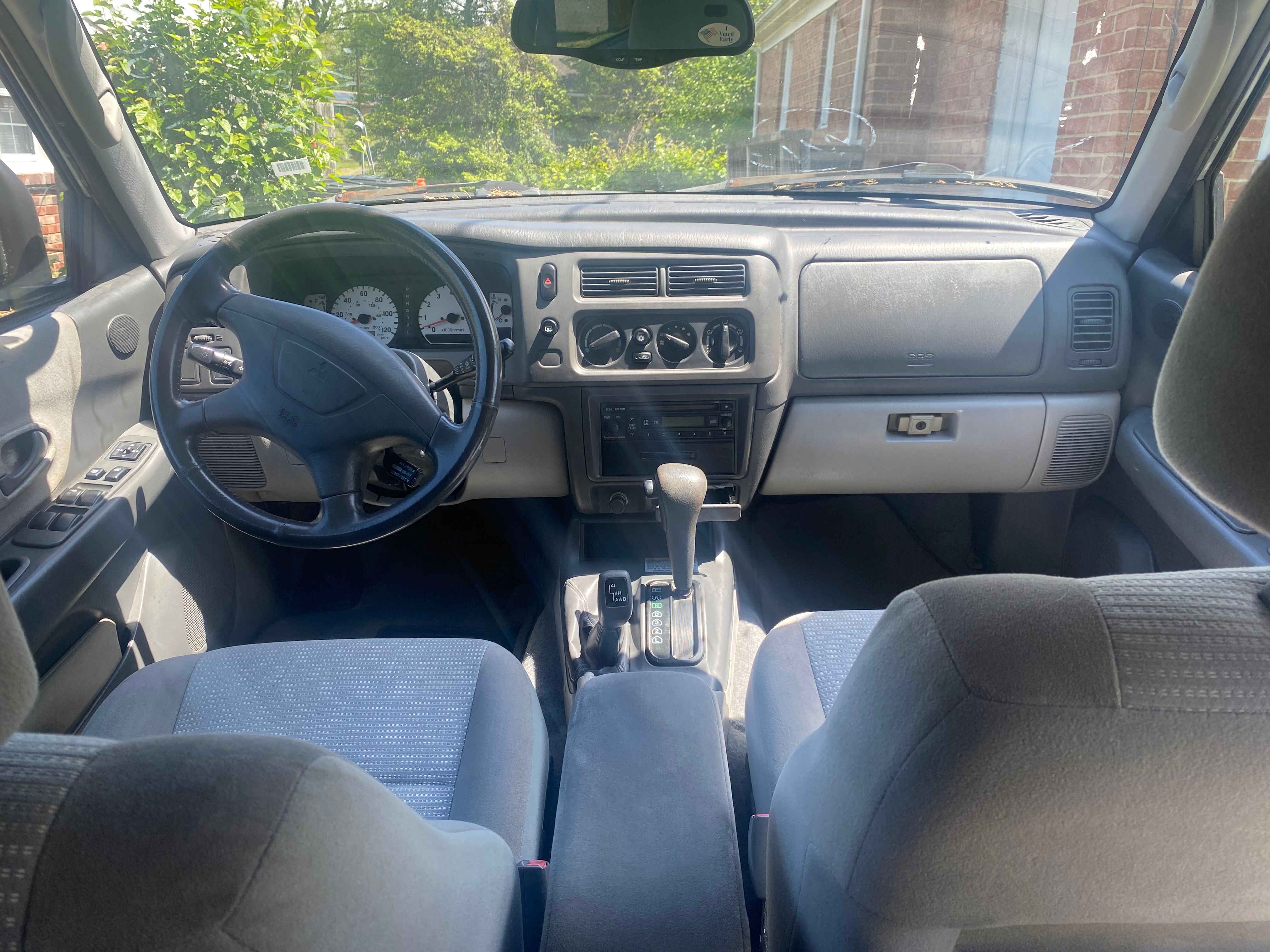 Used 2003 Mitsubishi Montero Sport XLS AWD/4WD image 6