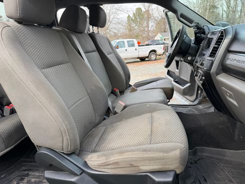 Used 2018 Ford F250 XLT image 10