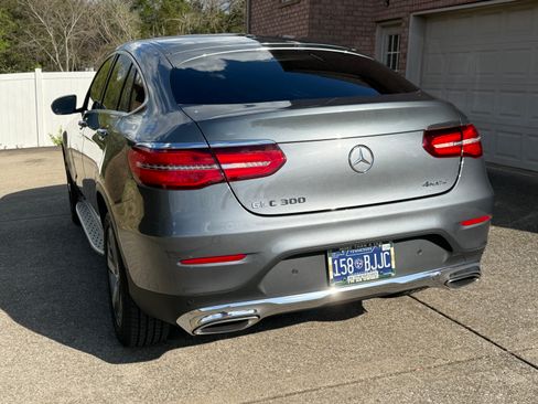 Used 2017 Mercedes-Benz GLC 300 4MATIC Coupe image 9
