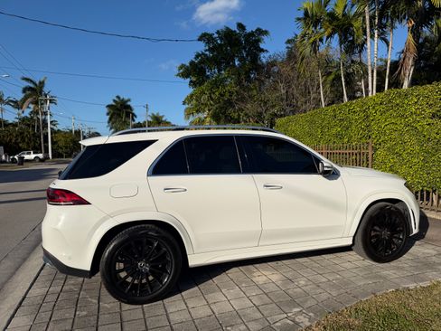 Used 2021 Mercedes-Benz GLE 350 4MATIC image 12
