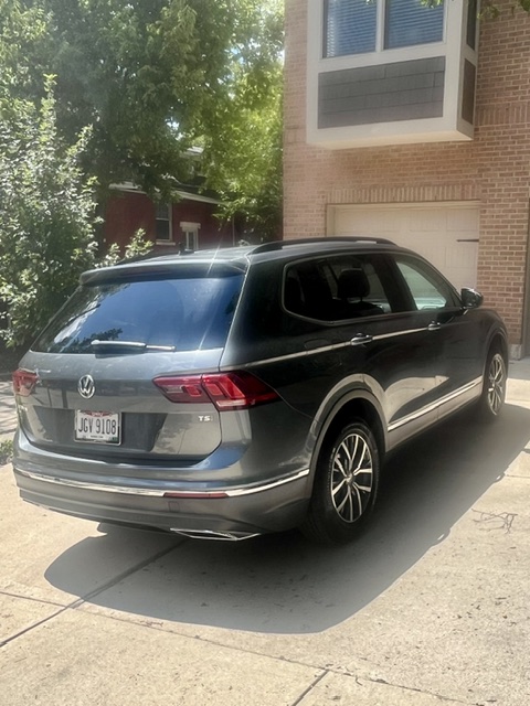 Used 2018 Volkswagen Tiguan SE FWD image 5