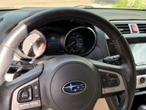 Used 2015 Subaru Outback 2.5i Premium AWD/4WD image 10