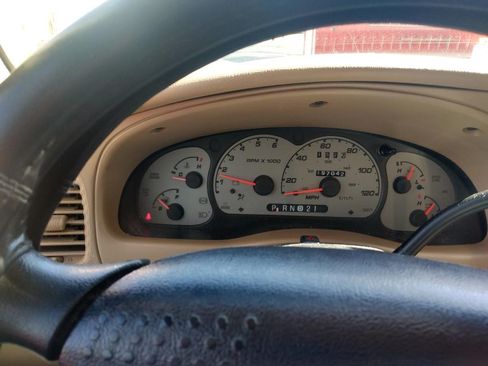 Used 2003 Ford Ranger FX4 image 10