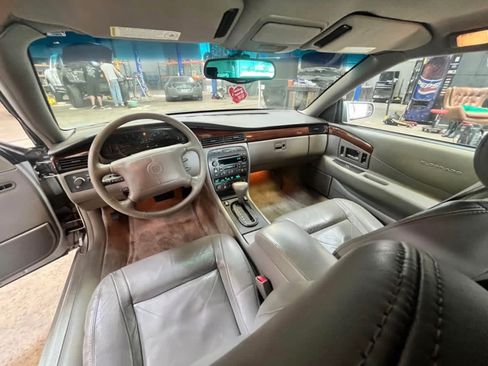 Used 1999 Cadillac Eldorado w/ Comfort/Convenience Pkg FWD image 13