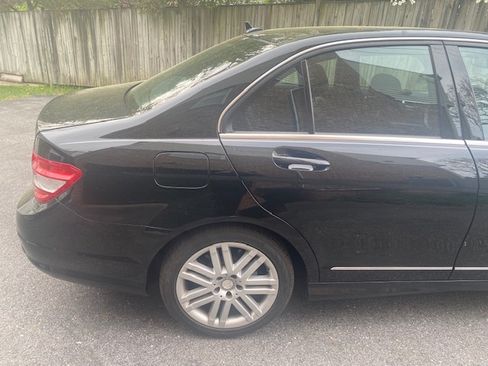 Used 2009 Mercedes-Benz C 300 4MATIC Sedan image 14