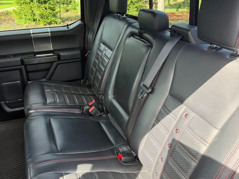 Used 2018 Ford F150 Lariat w/ Equipment Group 502A Luxury AWD/4WD image 13