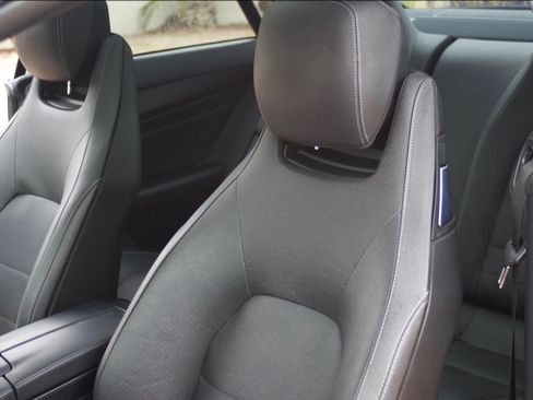 Used 2014 Mercedes-Benz E 550 Coupe image 22