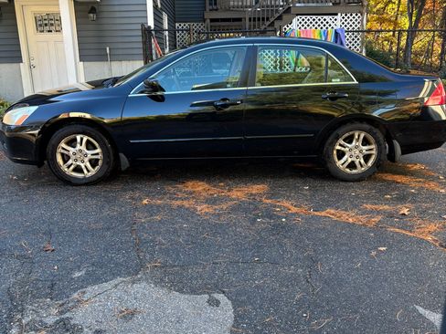 Used 2007 Honda Accord SE image 2