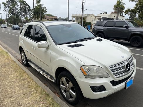 Used 2009 Mercedes-Benz ML 350 4MATIC image 9