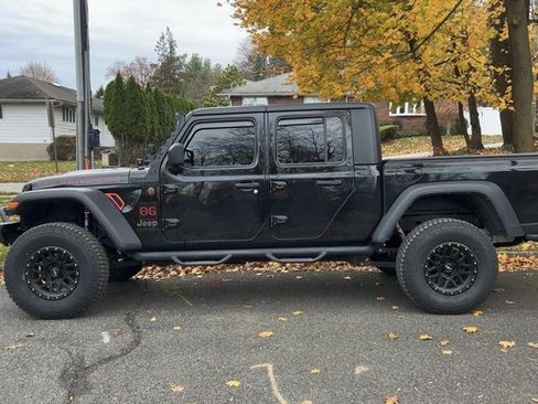 Used 2021 Jeep Gladiator Rubicon w/ Cold Weather Group image 1