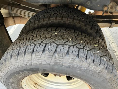 Used 2010 Ford F350 4x4 Regular Cab DRW Super Duty image 15