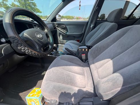 Used 2006 Hyundai Elantra Limited FWD image 21