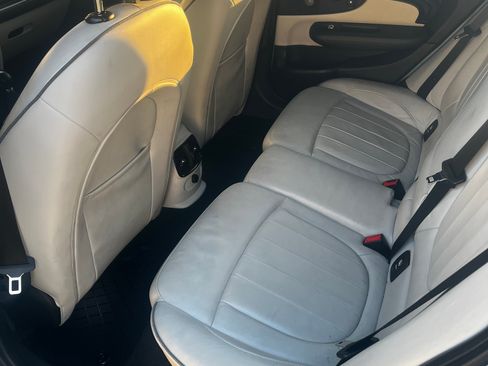 Used 2017 MINI Cooper Clubman S image 6
