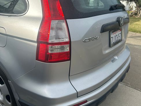 Used 2010 Honda CR-V LX image 10