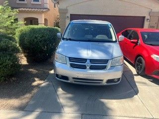 Used 2008 Dodge Grand Caravan SXT w/ Entertainment Group 2 FWD image 1