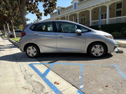 Used 2019 Honda Fit LX image 2