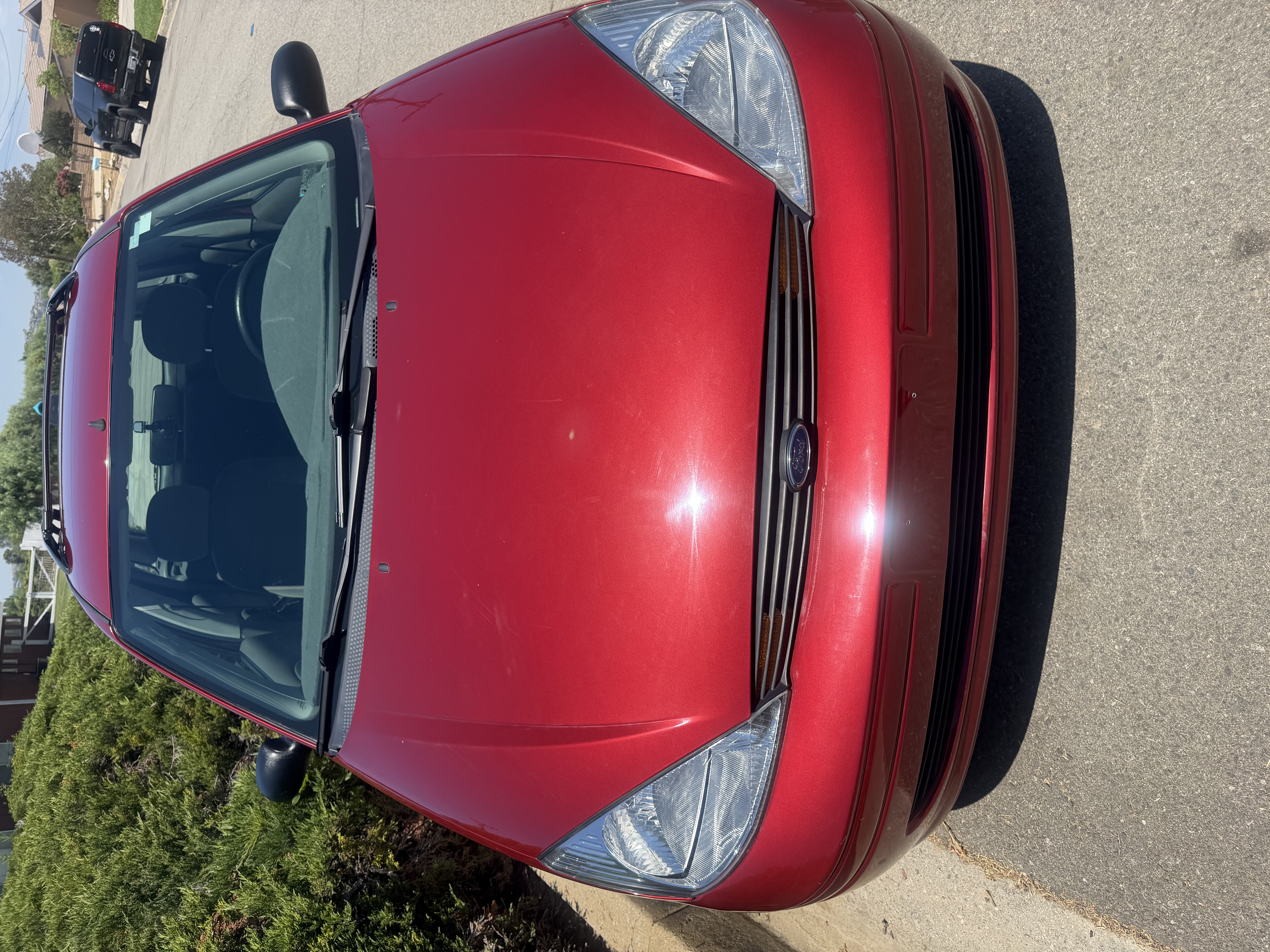 Used 2002 Ford Focus SE FWD image 1